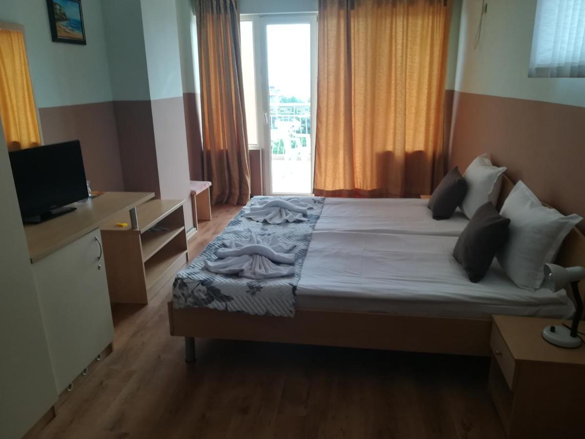 Hotel St. Anthony Slântsjev Brjag Eksteriør bilde