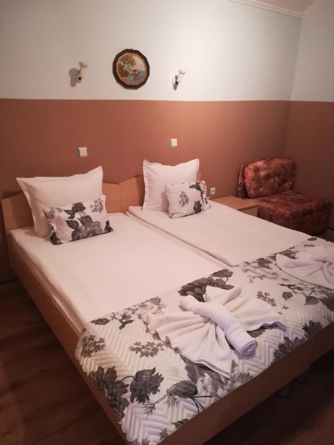 Hotel St. Anthony Slântsjev Brjag Eksteriør bilde