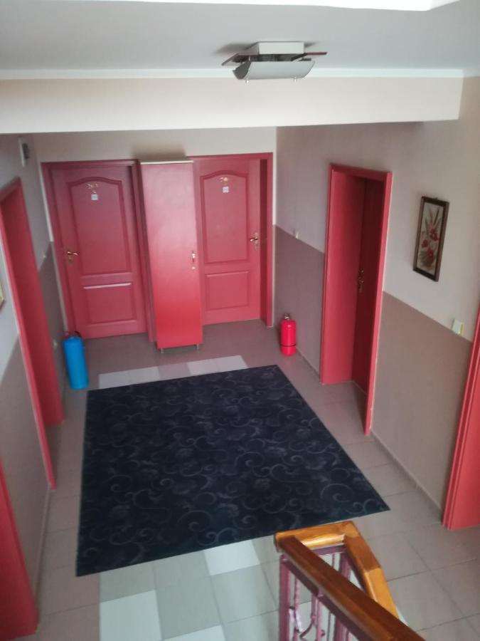 Hotel St. Anthony Slântsjev Brjag Eksteriør bilde